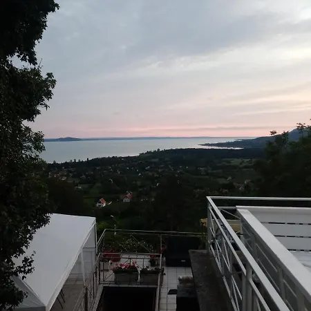 Pensjonat Johannesburg Révfülöp